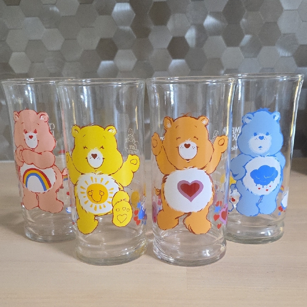 Vintage Care Bears Glass Set